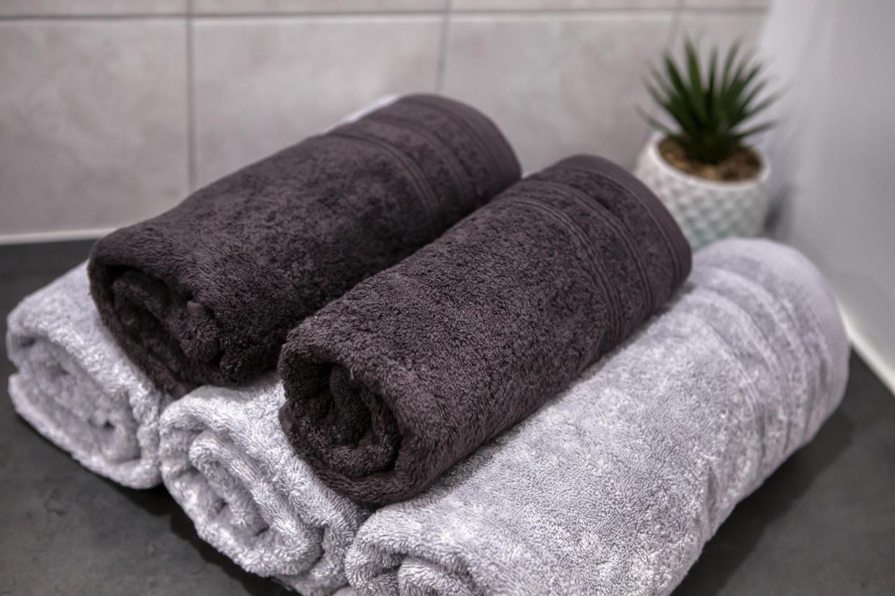 J-Mo Home - Magny - Moderne Et Chaleureux Zewnętrze zdjęcie